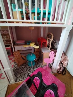 Velky dum pro barbie/panenky+vybava a panenky - 2