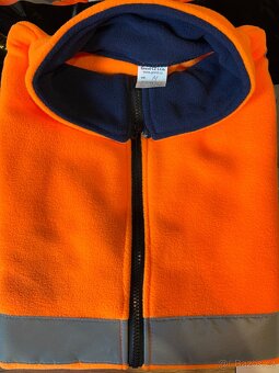 Grent fleece vesta vel. M - 2