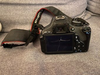Canon EOS 600D + objektiv 18-55 mm - 2