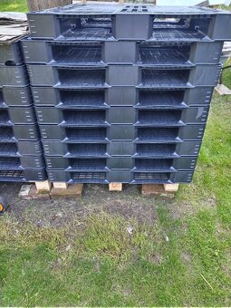 Plast palety 110×120.cm.15.ks - 2