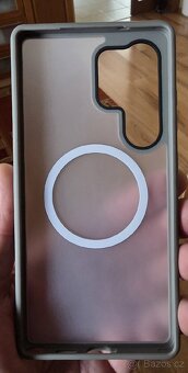 Magnetický kryt na Samsung s25 ultra - 2