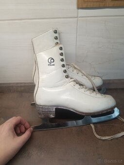 Dívčí holčičí zimní lední brusle vel. 35 - 2