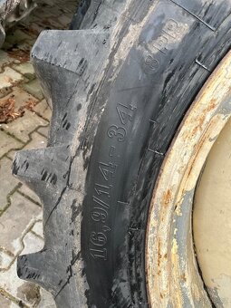 Zamluveno do neděle....Kola Zetor 16,9/14-34 - 2