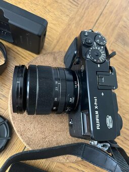 Fujifilm X-Pro1 s objektivem Fujinon XF 18-55mm TENBA brašna - 2