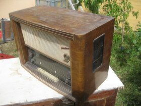 rádio RFT Stradivari 11E91-3D - 2.kus 1200kč - 2