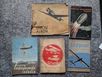Sada knih o letectví 40-50. léta - 2