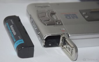 Minidisc walkman SONY MZ R50, super stav, přísluš., MD media - 2