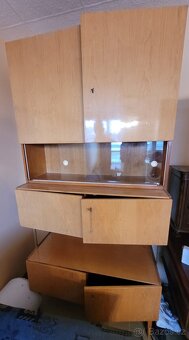 Sestava skříní - 2