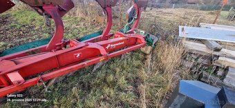 Kverneland - pluh obracák - 2