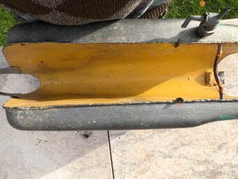 palivová nádrž na Java 21 - 2