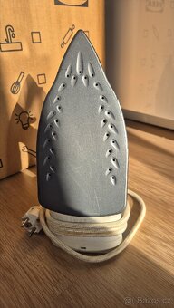 Žehlička + žehlící prkno sada - 2