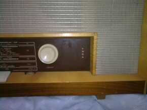 Prodám rádio s gramofonem Tesla Fuga - 2
