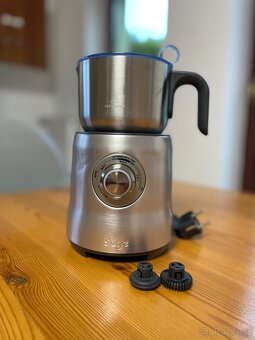 Šlehač mléka Sage - 2