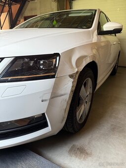 Poškozená Škoda Octavia 3 Facelift r.v.2017 - 2