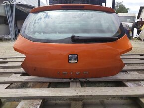 Zadní 5 dveře Seat ibiza 6J - 2