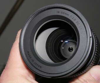 Sigma 18-50 mm f/2,8 DC DN Contemporary pro Fuji X - 2