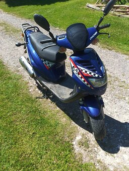 Skútr 50ccm - 2