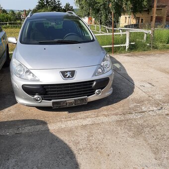 Peugeot 307 SW 1.6 16V r.v.2006 na ND - 2