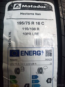 195/75R16 C 110/108 R Matador - 2
