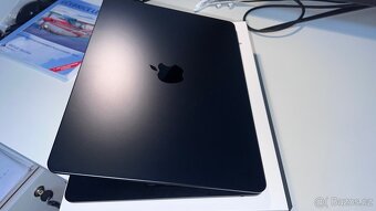 MacBook Air M3 – 16 GB RAM / 256 GB SSD - 2
