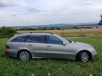 MERCEDES E W 211 KOMBI 220 CDI - 2