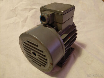 Elektromotor 180 W 1350 ot/min - 2