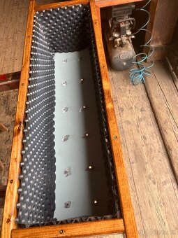 Dřevěný truhlík - 2