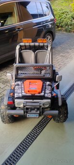 Elektrické dětské autíčko Peg Perego Gaucho Rock In - 2