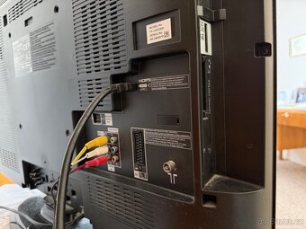 LCD televize Panasonic TX-L32C2EA 32” palců, HDMI - 2