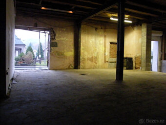 Pronájem SKLADU v Dolní Radechové - 2