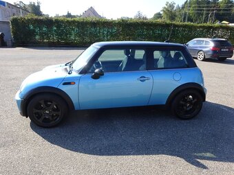 Mini Cooper 1.6i r.v.2005 (85 kw) - 2