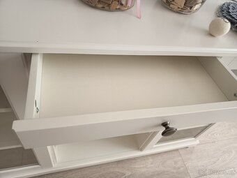 Příborník prosklený - 2