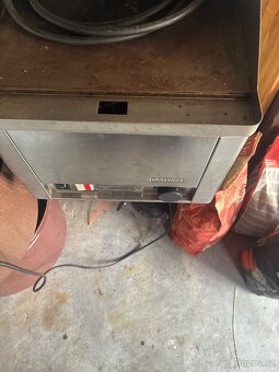 Elektrická grilovací deska - 2