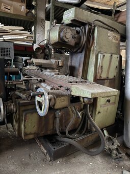 Ruská univerzální frézka 6Р82Г – (SSSR, 1976) - 2