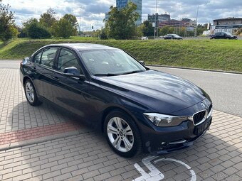 BMW Řada 320i 135kW - 2