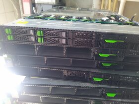Server Fujitsu RX200 S8 / 8x 2.5" / KONFIGURACE - 2