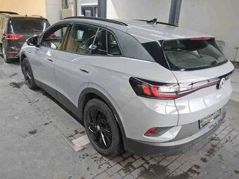 VW id.4 Pure 109kw model 2021, nez.topení, senzory, Keyless - 2