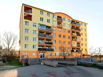 Pronájem BYT 2+KK/L,50 m2,Ul.V Honech,Klecany,Praha-Východ - 2