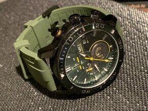 zajímavé CHronography ,...48mm - 2