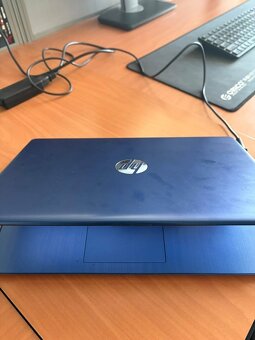 PLNĚ FUNKČNÍ NOTEBOOK HP/AMD A4-9120 RADEON/W10 - 2