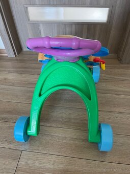 Chodítko Fisher Price pejsek - 2