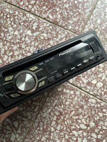 Autorádio CD mp3 usb - 2