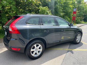 Volvo XC60 2.0 D3 Automat 5válec - servisní kniha - 2