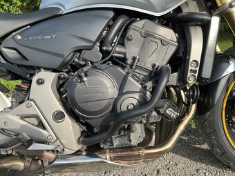 Honda CB600F Hornet - 2
