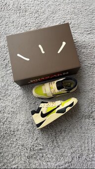 Jordan Jumpman Jack TR Travis Scott Bright Cactus - 2