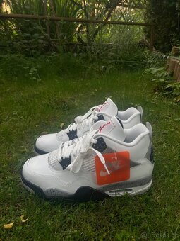 Nike Air Jordan 4 Retro/ White Cement - 2