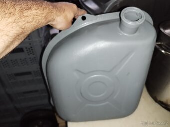 Prodám díly Škoda 1000 mb, Spartak, Škoda 100 - 2