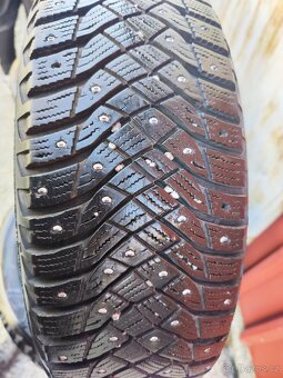 Zimní pneu =GOODYEAR= 205/60 R16 - 2