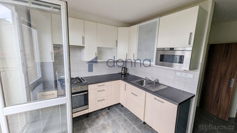 Pronájem bytu 2+1/T/B, 60m², ul. Čumpelíkova, Praha 8 - Koby - 2