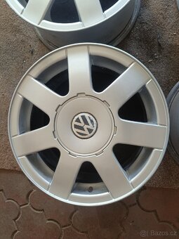 Al. Kola R15 5x112 originál Volkswagen - 2